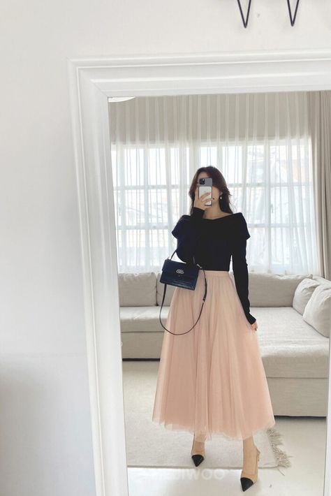 Cute Formal Dresses, Indie Dresses, Simple Style Outfits, Long Skirt Fashion, Fancy Dresses Long, Everyday Fashion Outfits, Kawaii Fashion Outfits, Pretty Prom Dresses, Fancy Dress Design