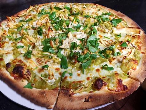 Green Chili Chicken Pizza, Green Chili Pizza, Hatch Chilis, Homemade Green Chili, Railroad Wife, Chili Pizza, Hatch Chile Recipes, Hatch Green Chili, Green Chile Recipes