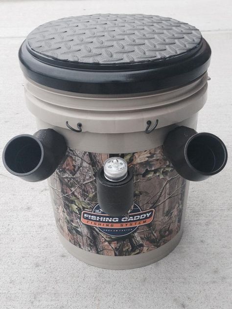 Fishing Caddy bucket combines a seat, tackle-box, and pole holder - Fishing bucket Fishing Bucket, Fishing Rod Storage, Fishing Tackle Box, Fishing Rod Holder, Fishing Game, Tackle Box, Rod Holder, Ice Fishing, Trout Fishing