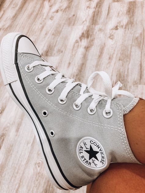 Shoes Teenage Girl, Grade 8 Grad Shoes, School Dance Shoes, Grad Shoes, Cute Converse, School Dance Dresses, Grad Ideas, Xmas 2024, Pretty Shoes Sneakers