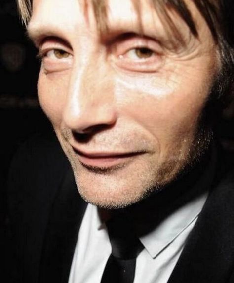 Reaction Pic, Hannibal Lecter, Mads Mikkelsen, A Man