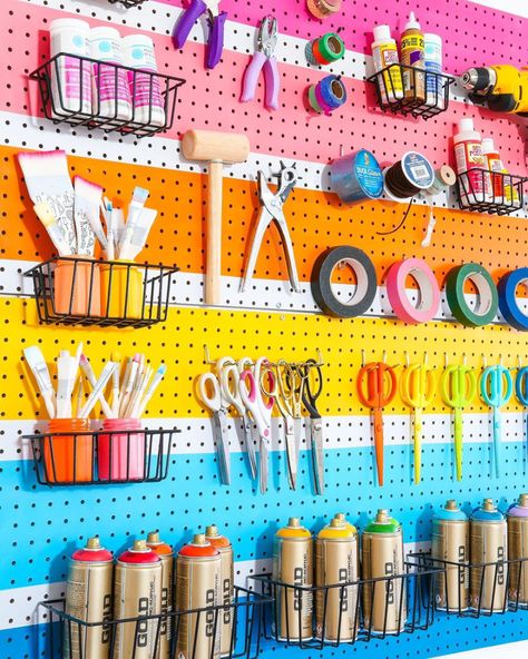 42 Creative Crafters & DIYers to Follow on Instagram Craft Room Ideas On A Budget, Pegboard Craft Room, Pegboard Storage, Small Craft Rooms, Pegboard Organization, Pegboard Accessories, Craft Room Design, Diy Rainbow, Cheap Crafts