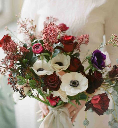 Red And White Bouquet, Winter Ceremony, Snowy Wedding, Wedding Flower Design, December Wedding, Winter Weddings, Floral Arch, White Bouquet, Wedding Flower Arrangements