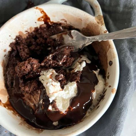 Weight Watchers Chocolate Mug Cake (Air Fryer or Microwave) - Recipe Diaries Cake Air Fryer, Weight Watchers Cake, Recipe Diaries, Microwave Recipe, Cake In A Mug, Chocolate Mug Cake, Mug Cakes, Chocolate Mug Cakes, In A Mug