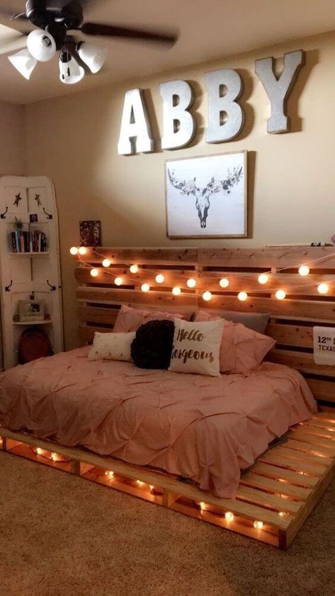 Crazy DIY Bed Frame Ideas You Can Make Easily At Home - 86 Interior Design Country, Pallet Bed Frames, Small Dorm Room, Pink Living Room Decor, Pallet Bed Frame, Diy Pallet Bed, Stylish Bedroom Design, Pink Living Room