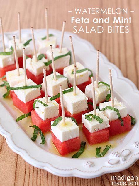 Salsa Recept, Salad Bites, Summer Appetizers Easy, Sommer Mad, Mint Salad, Watermelon And Feta, Summer Appetizer, Watermelon Recipes, God Mat