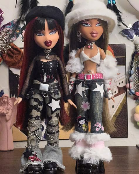 𝓚. ✩🐠♥︎🫀 on Instagram: “Happy Pride Month to all the Gays💋♥️🧡💛💚💙💜 this world would be lost without you all! I have soo sooo much love for you! These beautiful…” Brats Doll Outfits, Bratz Fashion Inspiration, Bratz Aesthetic Outfit, Bratz Doll Outfits, Brat Doll, Lost Without You, Bratz Girls, Bratz Inspired Outfits, Happy Pride Month