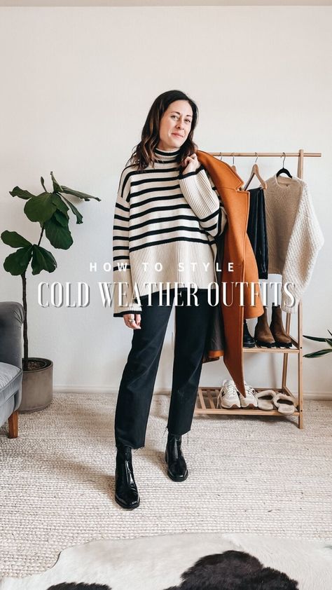 Outfits For The Weekend, Wide Leg Jeans Winter, Styling Wide Leg Jeans, Style Wide Leg Jeans, Black Wide Leg Jeans, Wide Leg Jeans Outfit, Wide Legged Jeans, Jeans Outfit Winter, Cashmere Socks