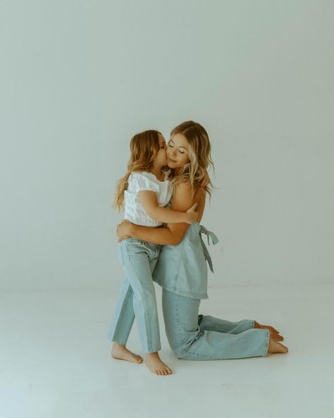 A mommy and me inspo you didn’t know you needed . . . . Arizona photographer | Az photographer | Phoenix photographer | motherhood photography #arizonaphotographer #azphotographer #phoenixphotographer #motherhood #mommyandme #mommyandmephotoshoot #studiophotography #denim #mothersday #scottsdalephotographer #gilbertphotographer #mesaphotographer Mommy And Me Indoor Photo Shoot, Mommy And Me Studio Photo Shoot, Mommy And Me Photo Shoot Studio, Mommy And Me Studio, Mommy And Me Photo Shoot, Cute Family Photos, Super 8 Film, Motherhood Photography, Family Photo Pose