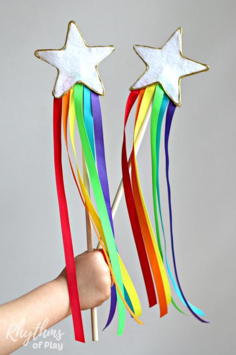 Magic Wand Diy, Rainbow Streamers, Wand Diy, Hantverk Diy, Princess Wands, Ribbon Wands, Diy Wand, Rainbow Ribbon, Diy Rainbow