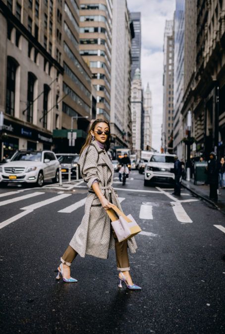 WINTER FASHION BRANDS THAT ARE WORTH INVESTING IN - NotJessFashion Italian Street Style, Berlin Street Style, Jessica Wang, Rihanna Street Style, Gigi Hadid Street Style, European Street Style, Kendall Jenner Street Style, Fall Fashion Coats, Nyc Street Style