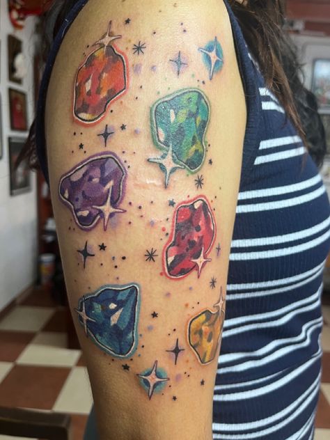 Tatto marvel Infinity Stone Tattoo, Infinity Stones Tattoo, Marble Tattoo, Marvel Tattoo Sleeve, Stone Tattoo, Marvel Girl, Infinity Stones, Marvel Tattoos, Sleeve Tattoos For Women