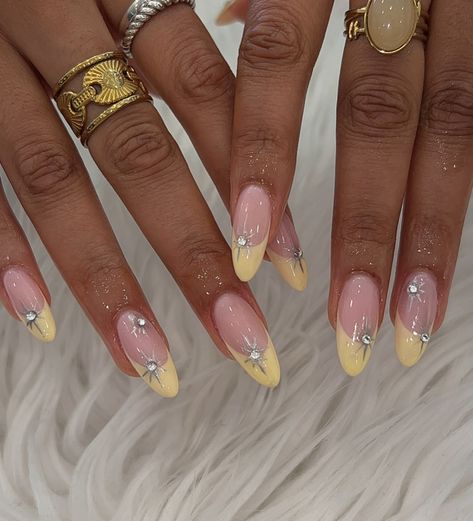 Spring 23, Summery Nails, Cat Eye Nails, Gem Nails, Yellow Nails, Girls Nails, Fire Nails, Dream Nails, Classy Nails