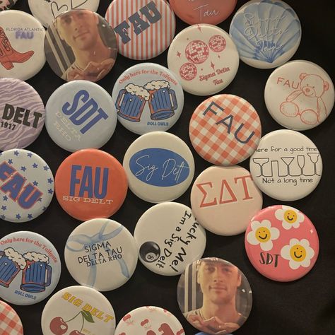 pins available and some orders!! anything on the page can be made for any school any org!!! -customs available💖 #smallbusiness #fau #college #pins #buttons #sorority #gameday #floridaatlantic #custommerch #custom #explore #parentswknd #explorepage #biglittle #sdt #sigdelt Sorority Pin Box Ideas, Sorority Buttons Ideas, Gameday Pins Sorority, Phi Mu Game Day Buttons, Delta Tau Delta, Sorority Pins, Tri Sigma, Pin Ideas, Sorority Gifts