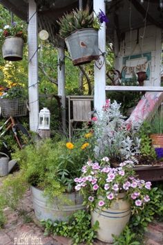 For the love of junk! Junk Style, Spring Garden Tour