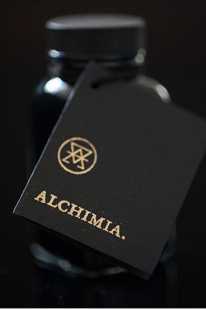 Alchimia by Morgan Sterns, via Behance Self Branding, Alchemy Symbols, Sacred Symbols, The Middle Ages, Student Project, Wedding Organization, Creativity And Innovation, Package Design, Minimalist Logo