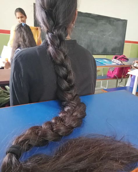 Long Hair fantascy on Instagram: “credits : @nandu_killer230 #longhairvideos #bun #hairbun #hairplay #indianstyle #hairstyles #hairsmellsgood #longhairdontcare #longbraids…” Elven Hairstyles, Beautiful Brown Hair, Longer Hair Growth, Indian Long Hair Braid, Long Hair Images, Glamour Hair, Long Indian Hair, Long Hair Ponytail, Long Hair Models