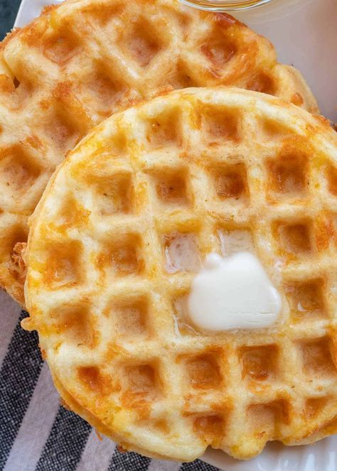 This Coconut Flour Chaffle is soft enough for sandwich bread but sturdy enough to be a burger bun! It's the perfect nut-free, grain-free, keto bread substitute. Egg Waffle Recipe, Egg Waffles, The Best Keto Recipes, Best Keto Recipes, Lemon Cheesecake Bars, Egg Waffle, Bread Substitute, Easy Keto Meal Plan, Coconut Flour Recipes