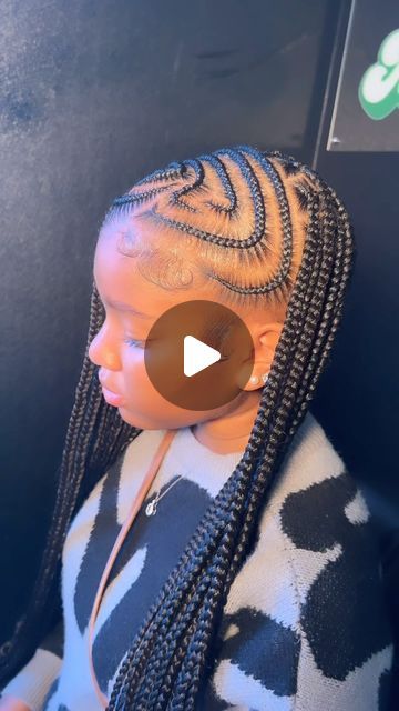 Florida Braider  🪄 on Instagram: "Spring Break is approaching fastt come sit 🥰 Style : Fulani braids + lemonade design   FREE squeeze ins for the month of March! 💕💕  - - - - -  #miamihair #miamihairstylist #tampahair #tampahairstylist #orlandohair #philly #frontalinstall #memphisbraider #jacksonvillebraider #tallahasseehairstylist #phillyhairstylist #softbabyhir #nychairstylist #orlandostylist #miamibraider #houstonbraids #atlantabraids #memphisstylist  #atlbraider #chicagobraider #houstonhairstylist #buttlengthknotless #floridahairstylist #stlbraids" Lemonade Braids With Knotless Kids, Lemonade Fulani Braids Kids, Simple Fulani Braids For Kids, Fulani Braids For Kids, Lemon Fulani Braids, Fulani Lemonade Braids, Kids Fulani Braids, Style Fulani Braids, Kids Lemonade Braids