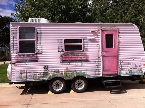 Pretty in Pink Pink Camper Van Interior, Pink Trailer Home, Pink Rv Remodel, Pink Caravan, Minimalist Place, Pink Trailer, Vintage Beds, Pop Up Tent Trailer, Vintage Camper Remodel