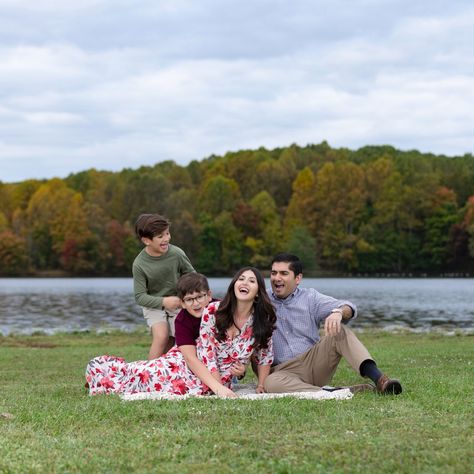 Family photos are supposed to be fun! 😄✨ It’s okay to get a little goofy, laugh out loud, and let your personalities shine. In fact, those photos are often the ones you’ll treasure most. Click the link in my Bio to schedule your family's fall session 👆 #FamilyFun #CandidMoments #FamilyPhotography #PhotoSessionFun #jillbushphotography #ellicottcityphotographer #howardcountymoms #mdfamilyphotographer Goofy Laugh, Fall Session, Ellicott City, Laugh Out Loud, Personalities, Out Loud, Photo Sessions, Family Photography, Family Fun