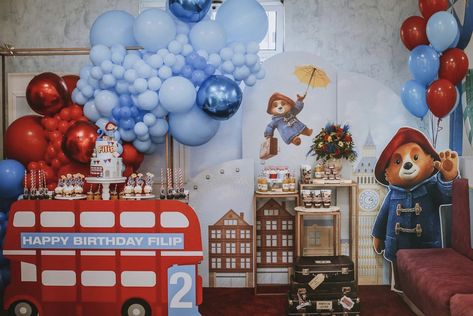 Party Bus Birthday, Paddington Bear Party, Oso Paddington, Kids Themed Birthday Parties, Baby Event, 1st Birthday Themes, Birthday Party Theme Decorations, Paddington Bear, Bear Party