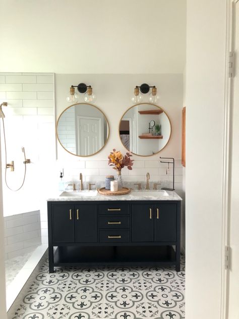 Dark blue vanity, gold and matte black hardware Dark Vanity Bathroom, Black Hardware Bathroom, Wonky Star Quilt, Wonky Star, Dark Blue Bathrooms, Blue Bathroom Vanity, Black And Gold Bathroom, Black Vanity Bathroom, Blue Vanity