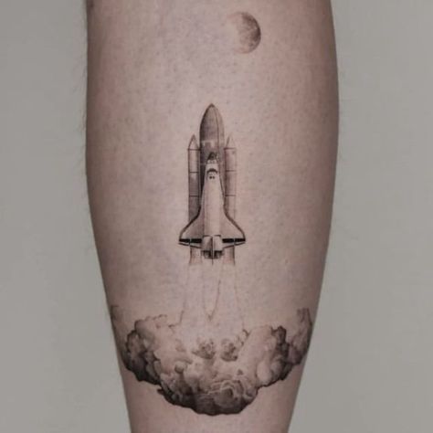 Apollo Rocket Tattoo, Space Tattoos For Guys, Spaceship Tattoos, Space Tattoos Men, Microrealism Tattoo Men, Space Rocket Tattoo, Space Needle Tattoo, Space Shuttle Tattoo, Interstellar Tattoo