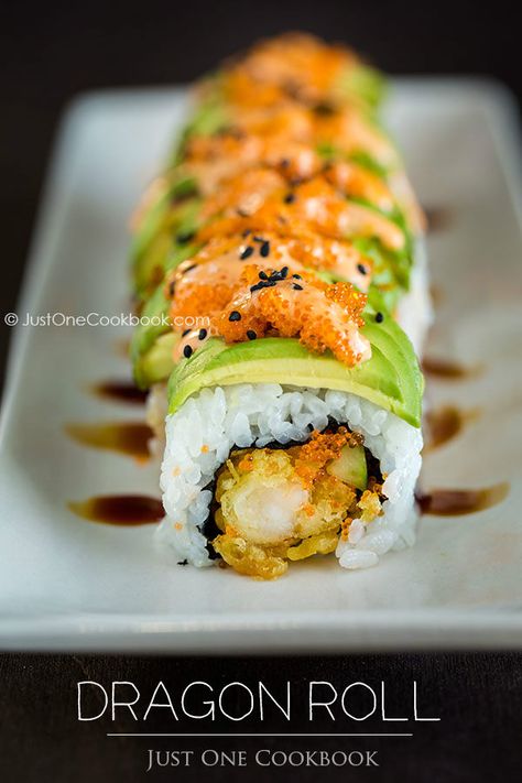 Dragon Roll | Easy Japanese Recipes at JustOneCookbook.com Dragon Roll Recipe, Dragon Roll Sushi, Resep Sushi, Dragon Roll, Easy Japanese Recipes, Homemade Sushi, Sushi Roll, Sushi Recipes, Sushi Rice