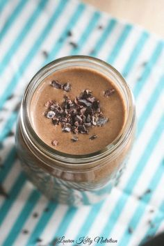 Chocolate Banana Protein Smoothie Banana Protein Smoothie, Aphrodisiac Foods, Lauren Kelly, Super Smoothies, Banana Protein, Egg Free Recipes, Wheat Free Recipes, Smoothie Shakes, Banana Smoothie