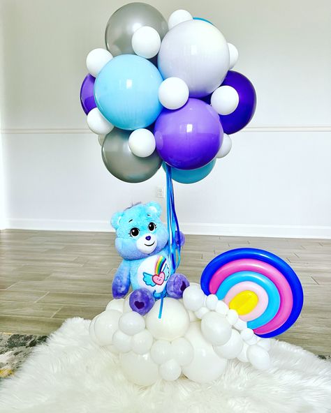 Care Bear Table Decorations, Care Bear Backdrop Ideas, Care Bear Table Centerpieces, Carebear Decoration, Care Bear Balloon Arch, Carebear Centerpiece, Care Bears Centerpieces, Care Bear Centerpieces, Care Bears Party Ideas