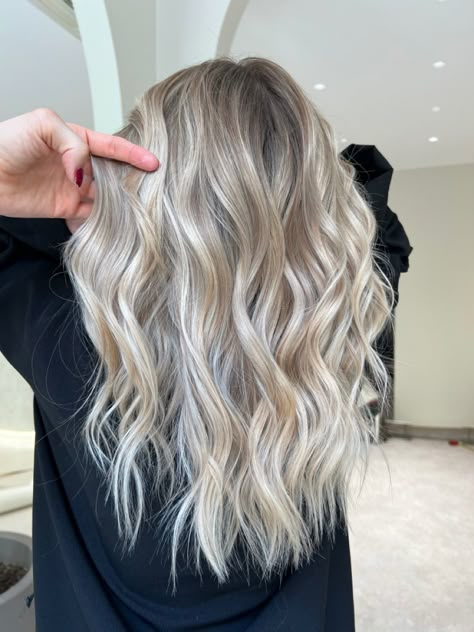 Blonde Hair Icy Highlights, Silvery Blonde Hair Highlights, Fall Hair Colors For Blondes Ashy, Partial Highlights Blonde Platinum, Icy Blonde Highlights With Dimension, High Low Lights Blondes, Blonde Hair Full Foil, Marshmallow Blonde Hair, Dimensional Blonde Babylights