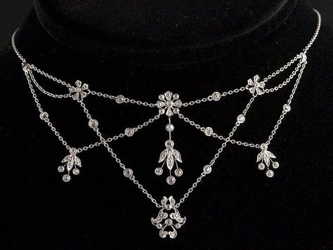 Heart Shaped Diamond Necklace, Festoon Necklace, Edwardian Jewelry, Diamond Jewelry Necklace, Classy Jewelry, Gold Necklaces, Victorian Jewelry, Fantasy Jewelry, Dream Jewelry