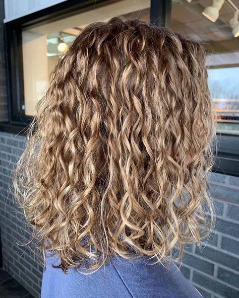 Permed Hairstyles Medium Fine Hair, Perm Fine Hair, Beach Curl Perm, Beach Wave Perm Medium, Spiral Perms For Medium Length Hair, Soft Perms For Medium Length Hair, Perms For Medium Length Hair, Tight Perm, Soft Perm