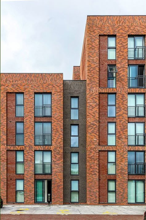 Modern Brick Architecture, Brick And Metal Facade, Red Brick Architecture, Red Brick Facade, Colorful Architecture, Clay Pavers, Brick Detail, Facade Architecture Design, Facade Cladding