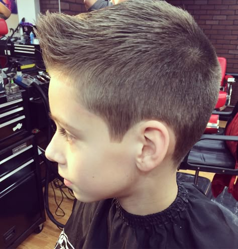 Boy's haircut #javisfades #boyshairstyle #coolhaircut Stylish Boy Haircuts, Boys Haircut Styles, Toddler Hairstyles Boy, Baby Haircut, Short Hair For Boys, Hair Cuts 2017