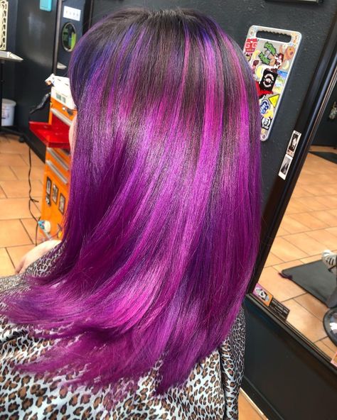 Tip Hair Dye, Fuschia Hair Magenta, Pravana Violet, Root Blend, Fuschia Hair, Colored Shadow, Magenta Hair, Shadow Root, Pixie Cuts