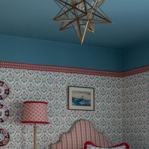 Blue Ceiling Bedroom, Charming Bedroom, Victorian Home Ideas, Charlotte Gaisford, Ceiling Painted, Red Bed, Bed Valance, Ceiling Painting, Blue Ceilings