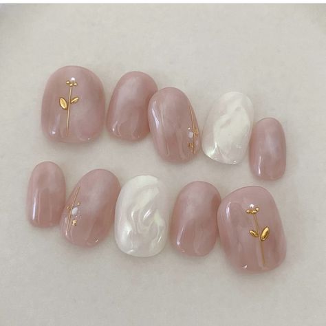 Pink Nails Elegant Ideas, Cute Nails Japanese, Japanese Nails Designs, Japanese Nail Art Elegant, Japanese Gel Nails, Japan Nail Art, Japanese Nail Design, Shiny Nails Designs, Fancy Nail Art