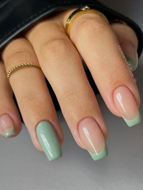 We’ve gathered the most Pinterest viral nail trends and designs for you to be inspired by. From Barbiecore to Mermaidcore and neon to disco, these stunning nail art designs will have you booking Sage Green Nails, Mint Green Nails, Mint Nails, Bridesmaids Nails, Green Acrylic Nails, Green Nail Art, Fake Nails Designs, French Tip Nail Designs, Green Nail Designs