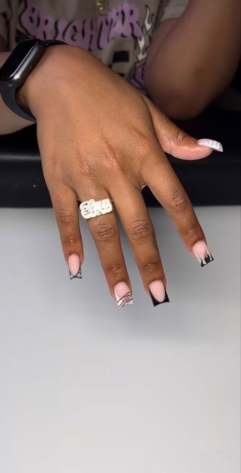 New Nail Inspo 2023, Shortie Acrylic Nails Square, Short Black Freestyle Nails, Short Basic Nail Sets, Natural Hair Updo Curly, Cute Extra Short Nails, Cute Shorties Nails, Freestyle Short Acrylic Nails, Short Nail Sets Black Women