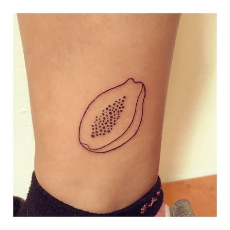 Guava Tattoo, Papaya Drawing, Papaya Tattoo, Papaya Illustration, Fruit Tattoos, Frida Tattoo, Fruit Tattoo, Minimal Tattoos, Illustration Tattoo