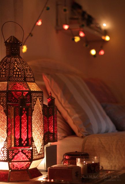 Ramadan Mubarak Pictures, Ramadan Kareem Greetings, Image Ramadan, Candle Light Photography, Lantern Wallpaper, Ramdan Kareem, Ramadan Photos, Quotes Time, Ramadan Kareem Pictures