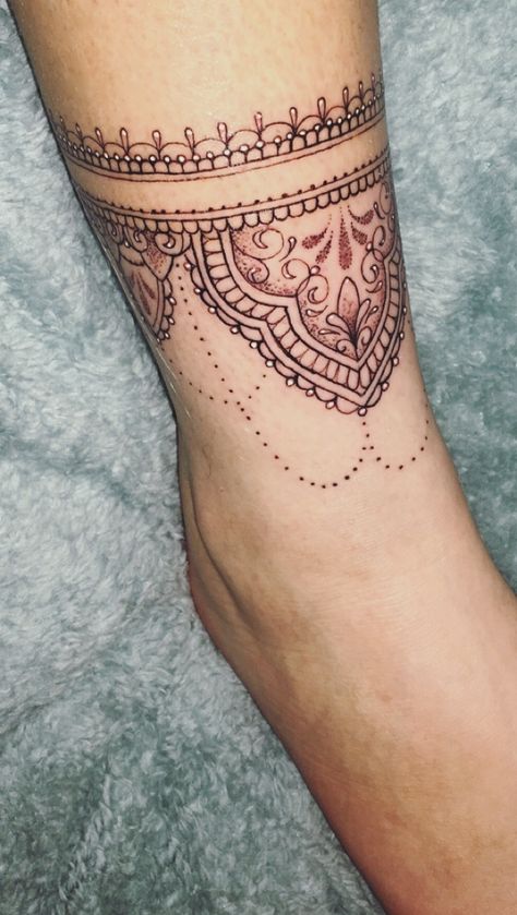 Paisley/Mandela ankle cuff tattoo Back Of Ankle Mandala Tattoo, Back Of Ankle Tattoos For Women Mandala, Mandala Anklet Tattoo, Ankle Tattoos Mandala, Mandala Ankle Tattoo Wrap Around, Ankle Cuff Tattoo Mandala, Ankle Cuff Tattoo, Half Mandala Tattoo, Wrap Around Ankle Tattoos