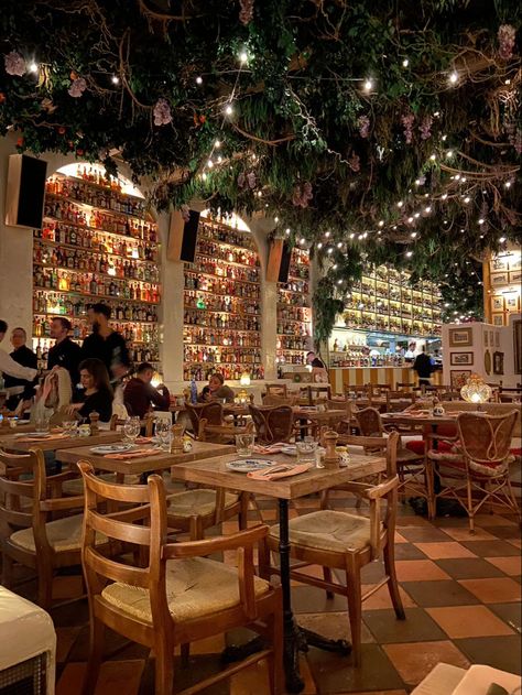 Upscale Italian Restaurant, Working Restaurant Aesthetic, London Italian Restaurant, Italian Restaurant Exterior, Restaurant Astethic, Mexican Restaurant Aesthetic, Small Italian Restaurant, Italian Restaurant Aesthetic, Fancy Italian Restaurant