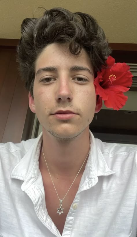 Milo Mannheim, Zombies Disney, Zombies 3, Milo Manheim, Love Milo, Zombie Disney, The Perfect Guy, Hot Actors, Cute Celebrities