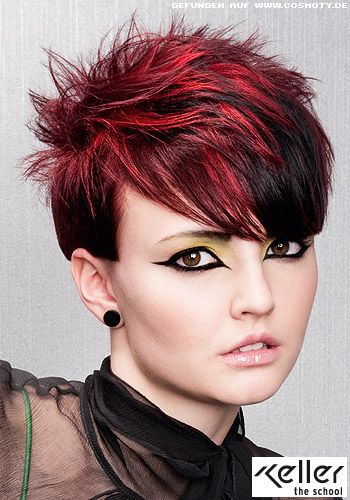 Kurzes Haar mit auffällig roten Strähnen / Frauen Short Red Hair, Bold Hair Color, Hair Styles 2014, Hot Hair Styles, Edgy Hair, Short Hair Color, Short Hair Haircuts, Red Hair Color, Hair Color Trends