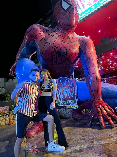 Coco Bongo, Cancún México, Outfit Pareja, Bongos, Coco