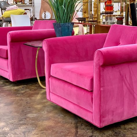 115 Likes, 5 Comments - Uptown Modern (@uptownmodernaustin) on Instagram: “Fresh hot pink velvet on a pair of 1970s club chairs by Metropolitan (California).💥💥💥💥💥20% Off…” Tv Chair, Pink Velvet Chair, Tommy Bahama Beach Chair, World Market Dining Chairs, Mid Century Modern Armchair, Velvet Chair, Craft Room Office, Pink Velvet, Living Room Inspo