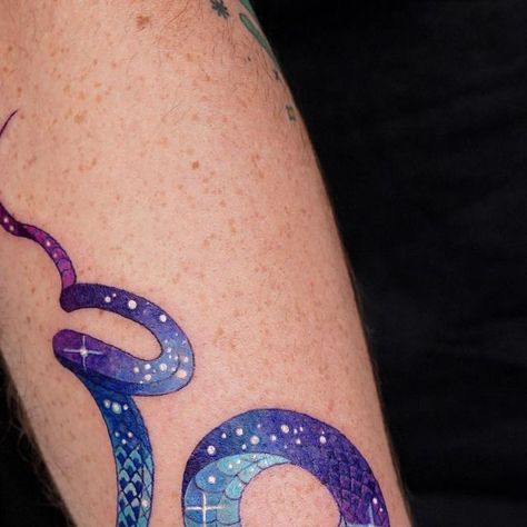 Purple Snake Tattoo, Uv Snake Tattoo, Space Snake Tattoo, Galaxy Dragon Tattoo, Blue And Purple Dragon Tattoo, Snakes Purple, Galaxy Dragon, Korean Tattoos, Purple Snake